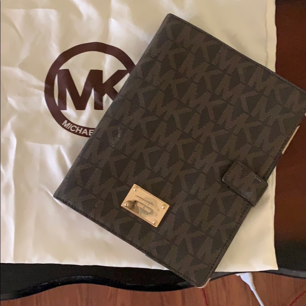 Michael Kors iPad cover
